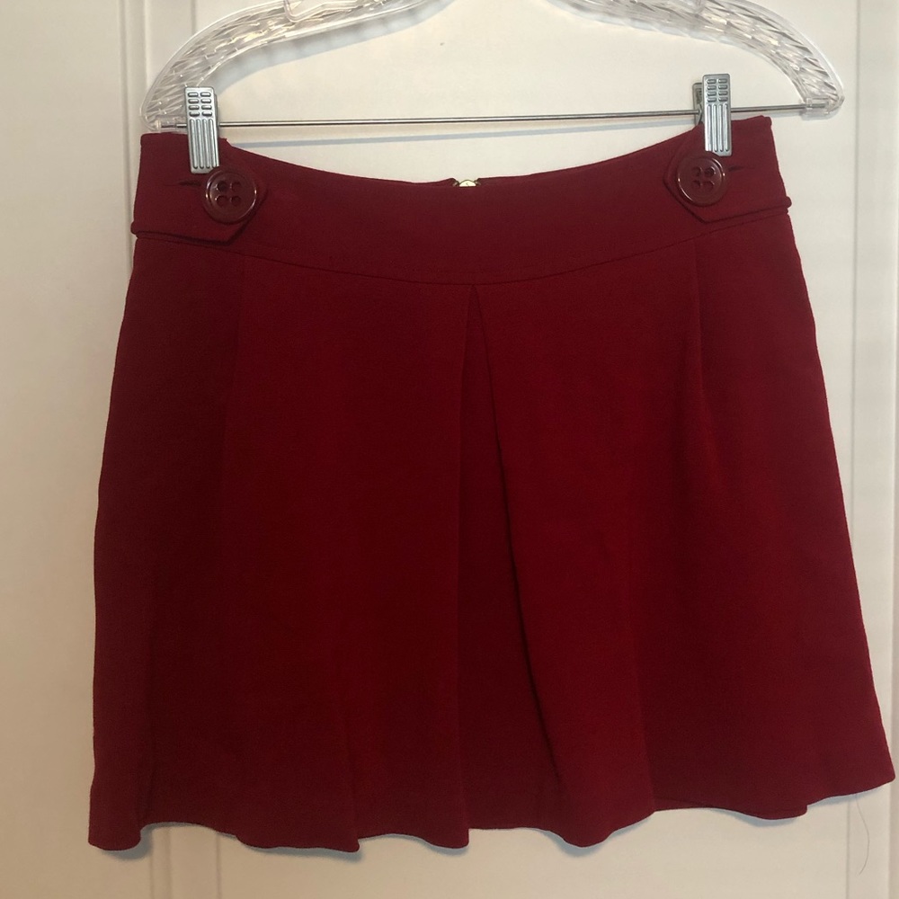 Stretch red Express skirt with pockets!